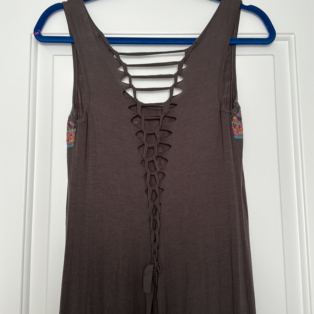 Xhilaration Grey w/ Pink Print Open Tie Back Bodycon Maxi Dress Size Medium - Picture 4 of 5